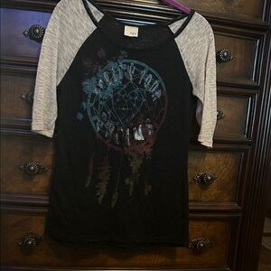 Daytrip Black and Gray Raglan Top